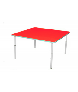 Tavolo quadrato rosso